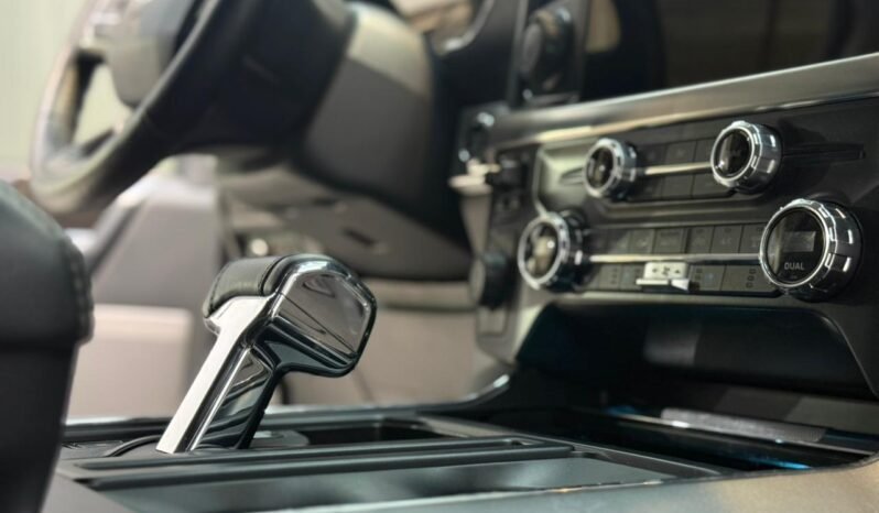 
								FORD F150 LARIAT LUXURY 5.9L V8 4X4 AT 2021 CON 78.000KM lleno									