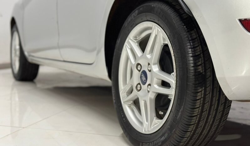 
								FORD FIESTA 1.6 S PLUS 5P 2018 CON 95.000KM lleno									