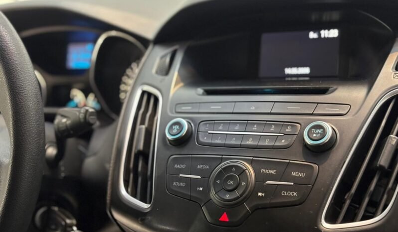 
								FORD FOCUS 1.6 S MT 2019 CON 74.000KM lleno									