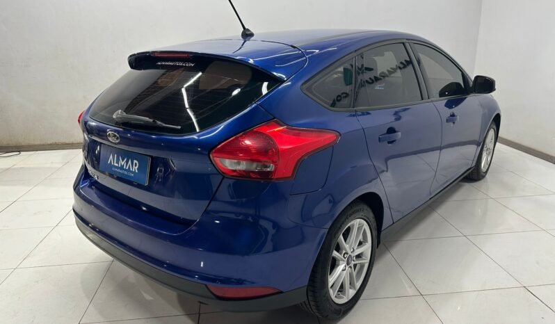 
								FORD FOCUS 5P S 2018 CON 125.000KM lleno									