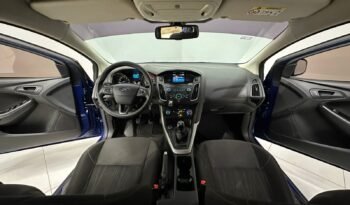 
									FORD FOCUS 5P S 2018 CON 125.000KM lleno								