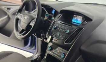 
									FORD FOCUS 5P S 2018 CON 125.000KM lleno								