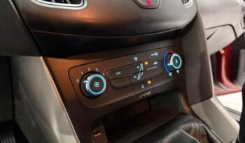 
									FORD FOCUS S 1.6 5P 2017 CON 96.000KM lleno								