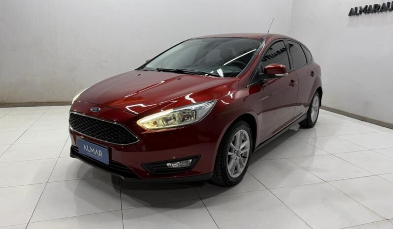 
								FORD FOCUS S 1.6 5P 2017 CON 96.000KM lleno									