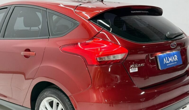
								FORD FOCUS S 1.6 5P 2017 CON 96.000KM lleno									
