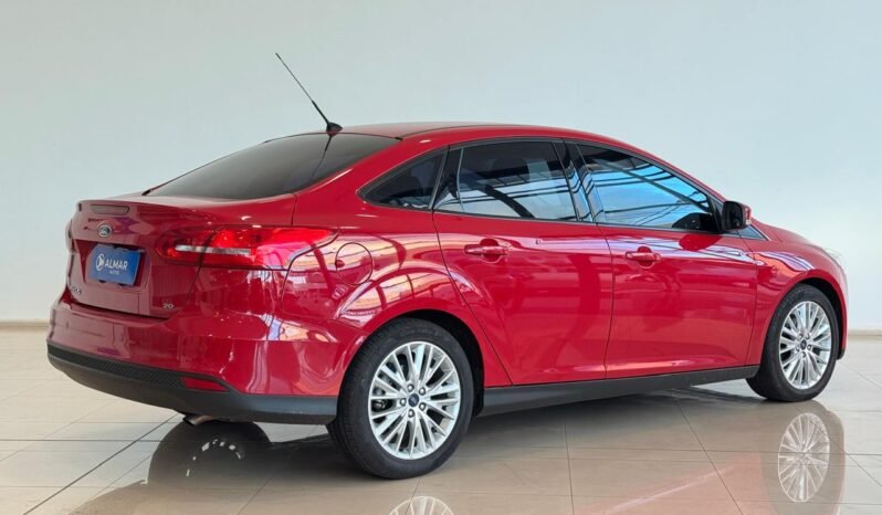 
								FORD FOCUS 2.0 SE PLUS MT 4P 2017 CON 125.000KM lleno									