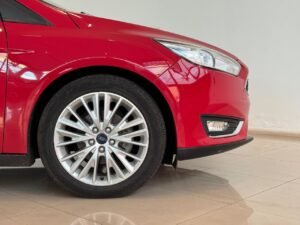 Ford Focus sedan