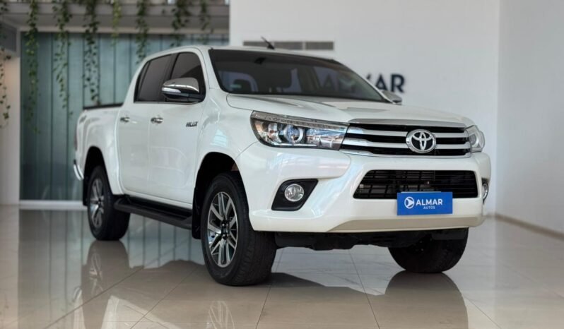 
								TOYOTA HILUX 2.8 TDI SRX 4X4 MT6 2016 CON 122.000KM lleno									