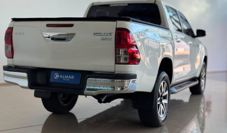 
								TOYOTA HILUX 2.8 TDI SRX 4X4 MT6 2016 CON 122.000KM lleno									