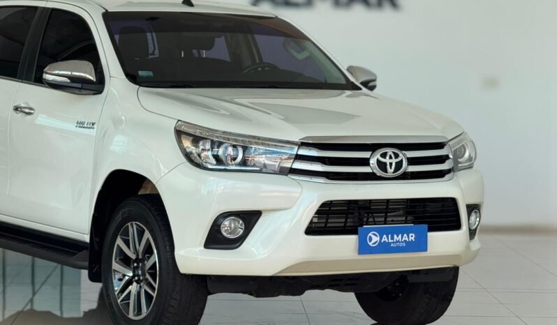 
								TOYOTA HILUX 2.8 TDI SRX 4X4 MT6 2016 CON 122.000KM lleno									