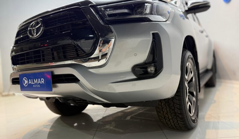 
								TOYOTA HILUX SRV 4X4 AT CON 47.000KM lleno									