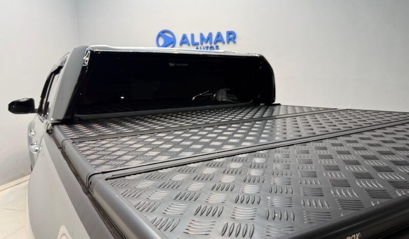 
								TOYOTA HILUX SRV 4X4 AT CON 47.000KM lleno									