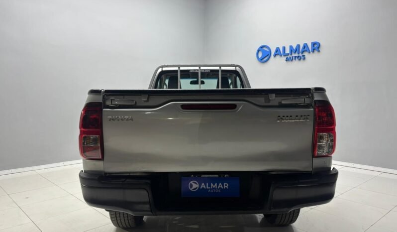 
								TOYOTA HILUX 4X2 C/S DX 2.4 TDI 6 M/T 2016 CON 76.000KM lleno									