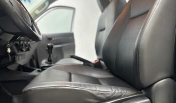 
									TOYOTA HILUX 4X2 C/S DX 2.4 TDI 6 M/T 2016 CON 76.000KM lleno								