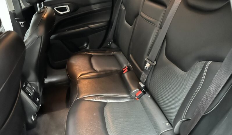 
								JEEP COMPASS LONGITUDE AT6 2021 27000KM lleno									