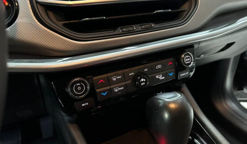 
								JEEP COMPASS LONGITUDE AT6 2021 27000KM lleno									