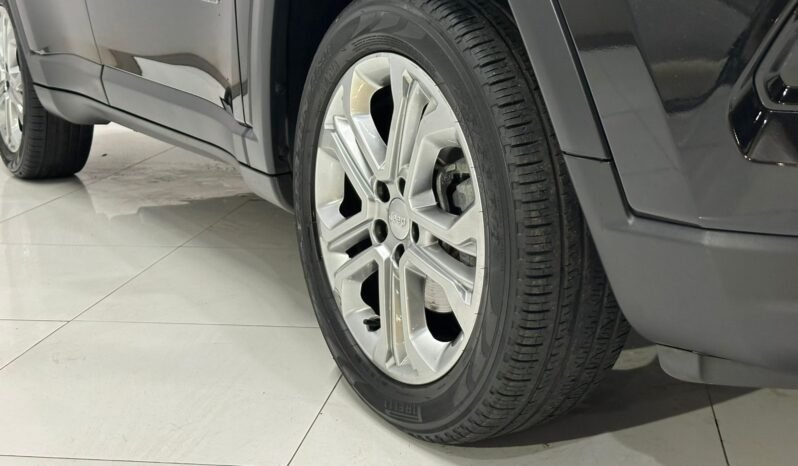 
								JEEP COMPASS LONGITUDE AT6 2021 27000KM lleno									