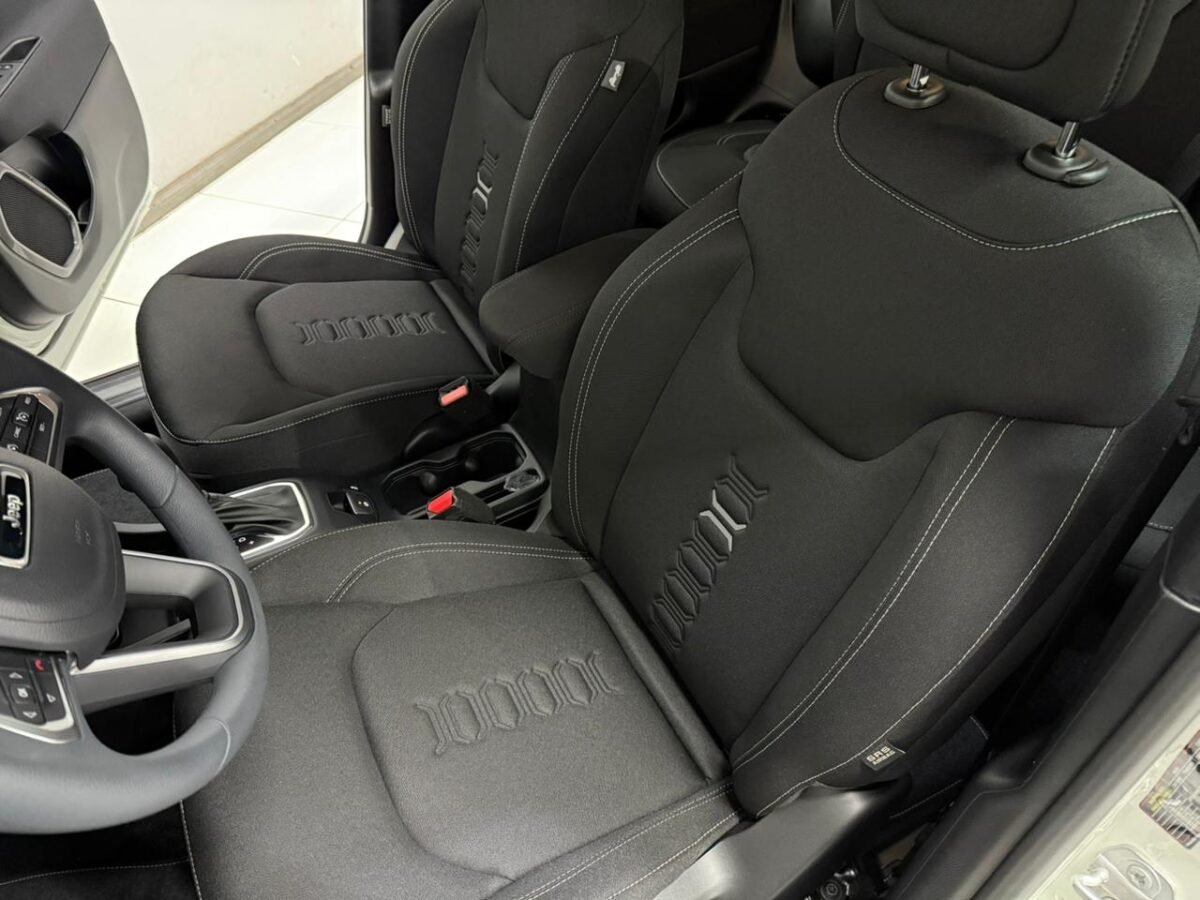 JEEP RENEGADE SPORT T270