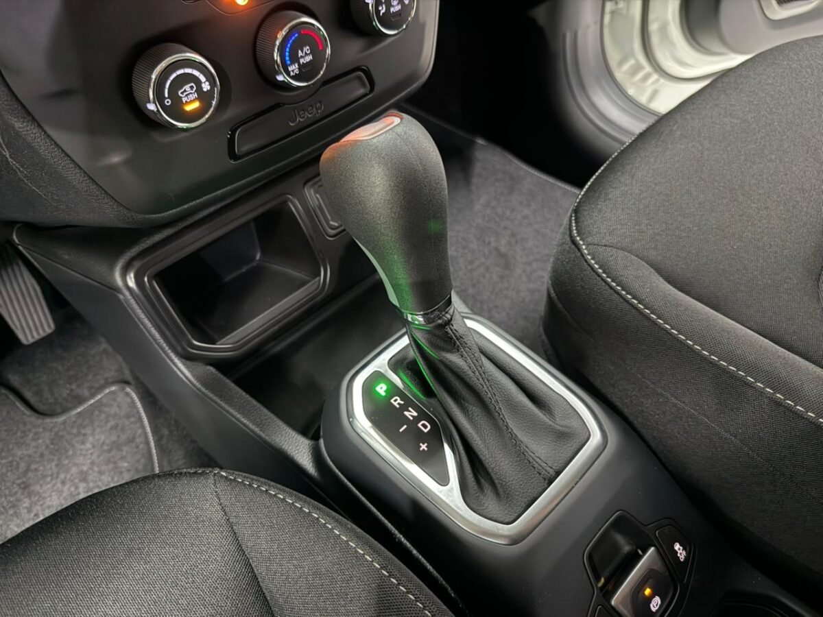 JEEP RENEGADE SPORT T270