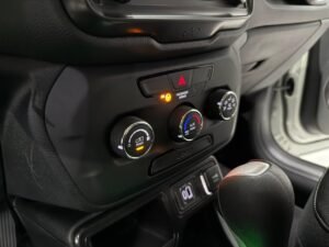 JEEP RENEGADE SPORT T270