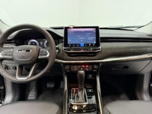 COMMANDER 1.3 TURBO LIMITED 4X2 AT6