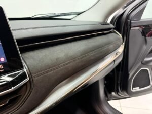 COMMANDER 1.3 TURBO LIMITED 4X2 AT6