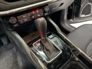 COMMANDER 1.3 TURBO LIMITED 4X2 AT6