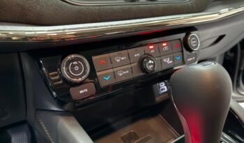 
									JEEP COMMANDER 1.3 TURBO LIMITED 4X2 AT6 2025 lleno								