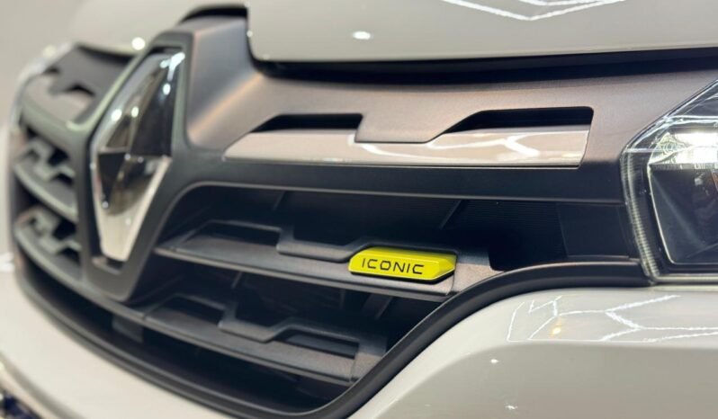 
								RENAULT KWID 1.0 OUTSIDER 2025 CON 5.500KM lleno									