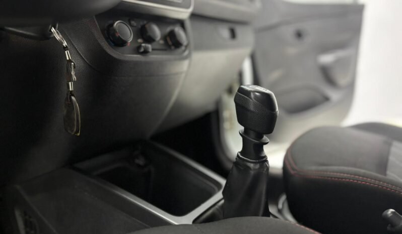 
								RENAULT KWID 1.0 ZEN 2018 CON 95.000KM lleno									