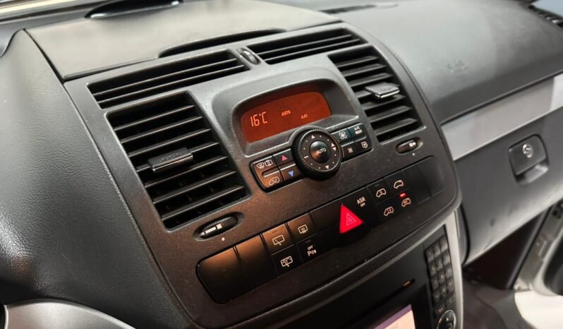 
								MERCEDES BENZ VIANO CDI AT 2011 165000KM lleno									