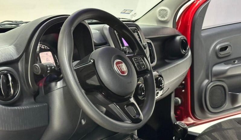 
								FIAT MOBI EASY TOP 1.0 2018 CON 82.000KM lleno									
