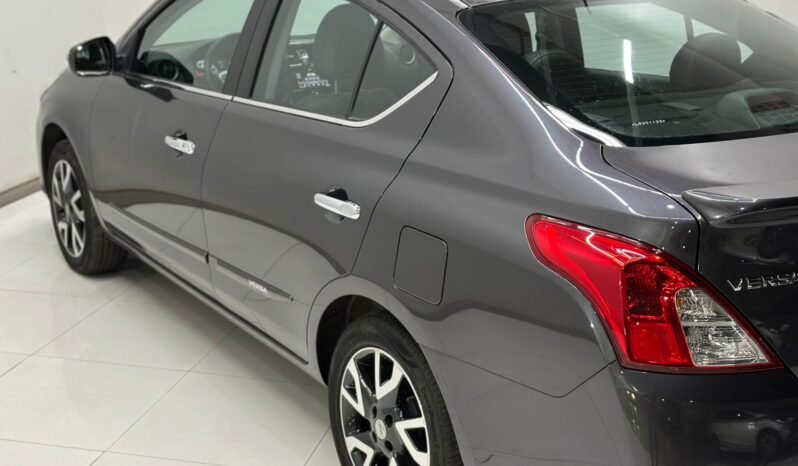
								NISSAN VERSA EXCLUSIVE AT 2020 CON 11000KM lleno									