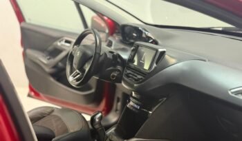 
									PEUGEOT 208 1.6 VTI FELINE CON 65.000KM lleno								