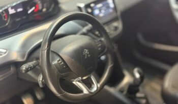 
									PEUGEOT 208 1.6 VTI FELINE CON 65.000KM lleno								