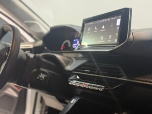 PEUGEOT 208 2024 BCO (1)