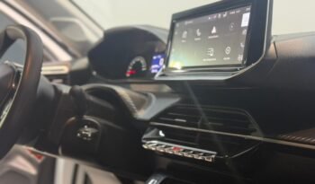 
									208 1.2T GT TIPTRONIC CON 25.000KM lleno								