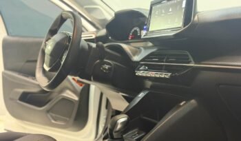 
									208 1.2T GT TIPTRONIC CON 25.000KM lleno								