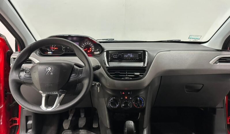 
								PEUGEOT 208 ACTIVE 2017 93000KM lleno									