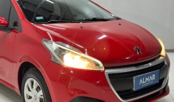 
									PEUGEOT 208 ACTIVE 2017 93000KM lleno								
