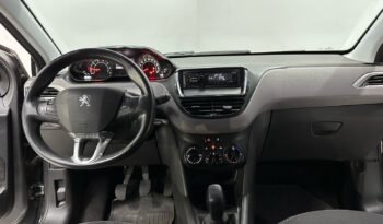 
									PEUGEOT 208 ACTIVE 2017 CON 57.000KM lleno								