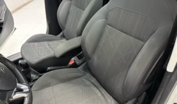 
									PEUGEOT 208 FELINE 5P 2014 75000KM lleno								