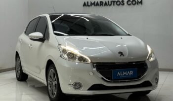 
									PEUGEOT 208 FELINE 5P 2014 75000KM lleno								
