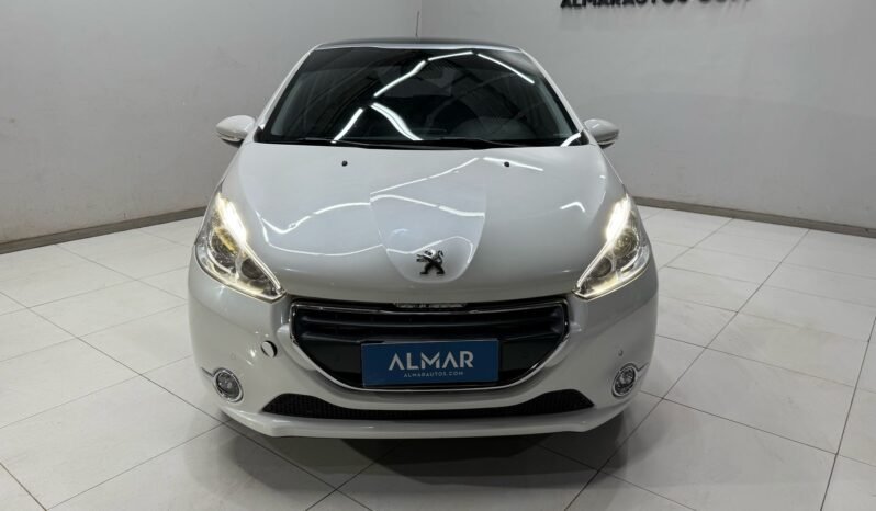 
								PEUGEOT 208 FELINE 5P 2014 75000KM lleno									