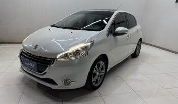 
									PEUGEOT 208 FELINE 5P 2014 75000KM lleno								