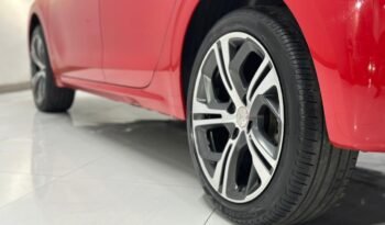 
									PEUGEOT 208 GT 2017 CON 66000KM lleno								