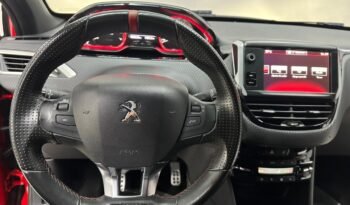 
									PEUGEOT 208 GT 2017 CON 66000KM lleno								