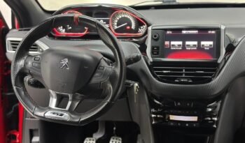 
									PEUGEOT 208 GT 2017 CON 66000KM lleno								