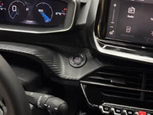 PEUGEOT 208 GT T200 2025 0KM (1)