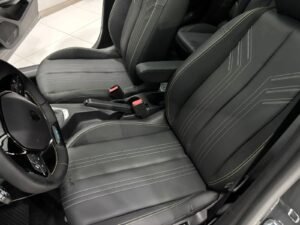 PEUGEOT 208 GT T200 2025 0KM (1)